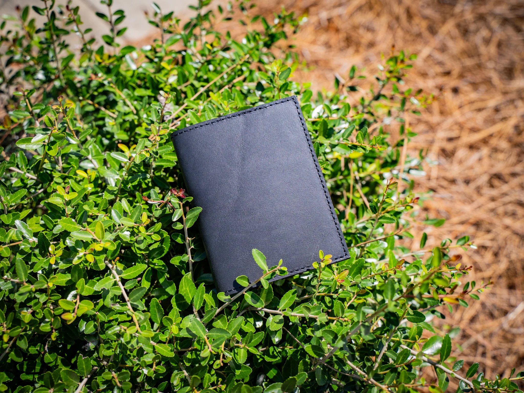 Milwaukee Leather Midori Notebook Cover - Black - Image 8