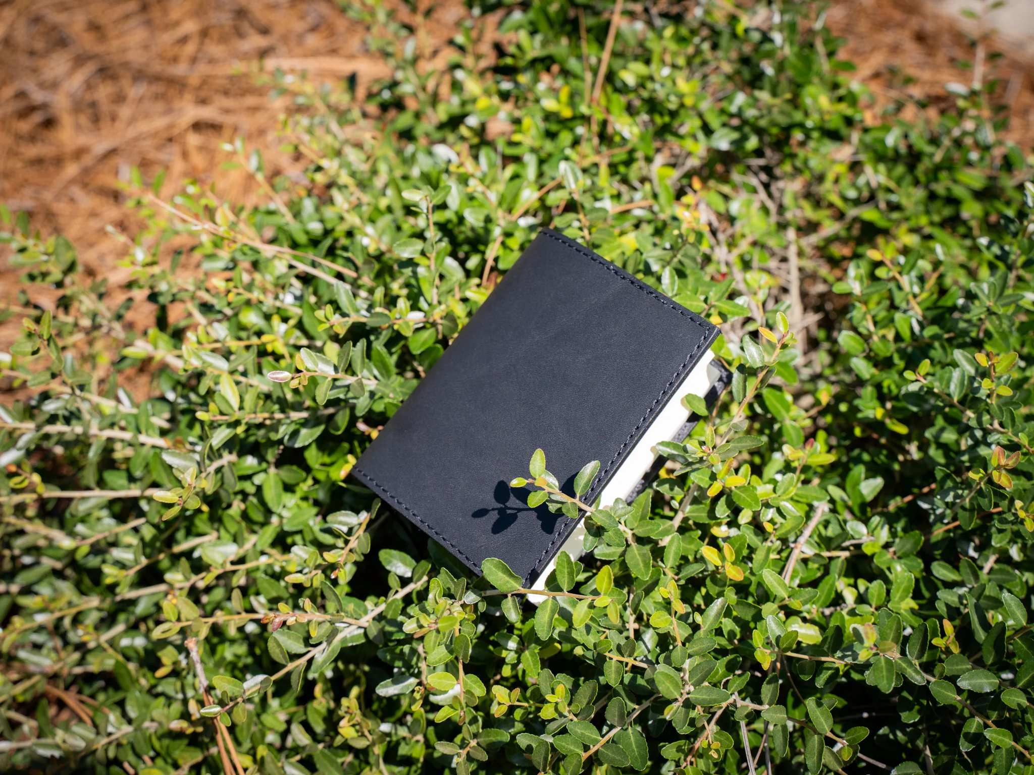 Milwaukee Leather Midori Notebook Cover - Black - Image 9