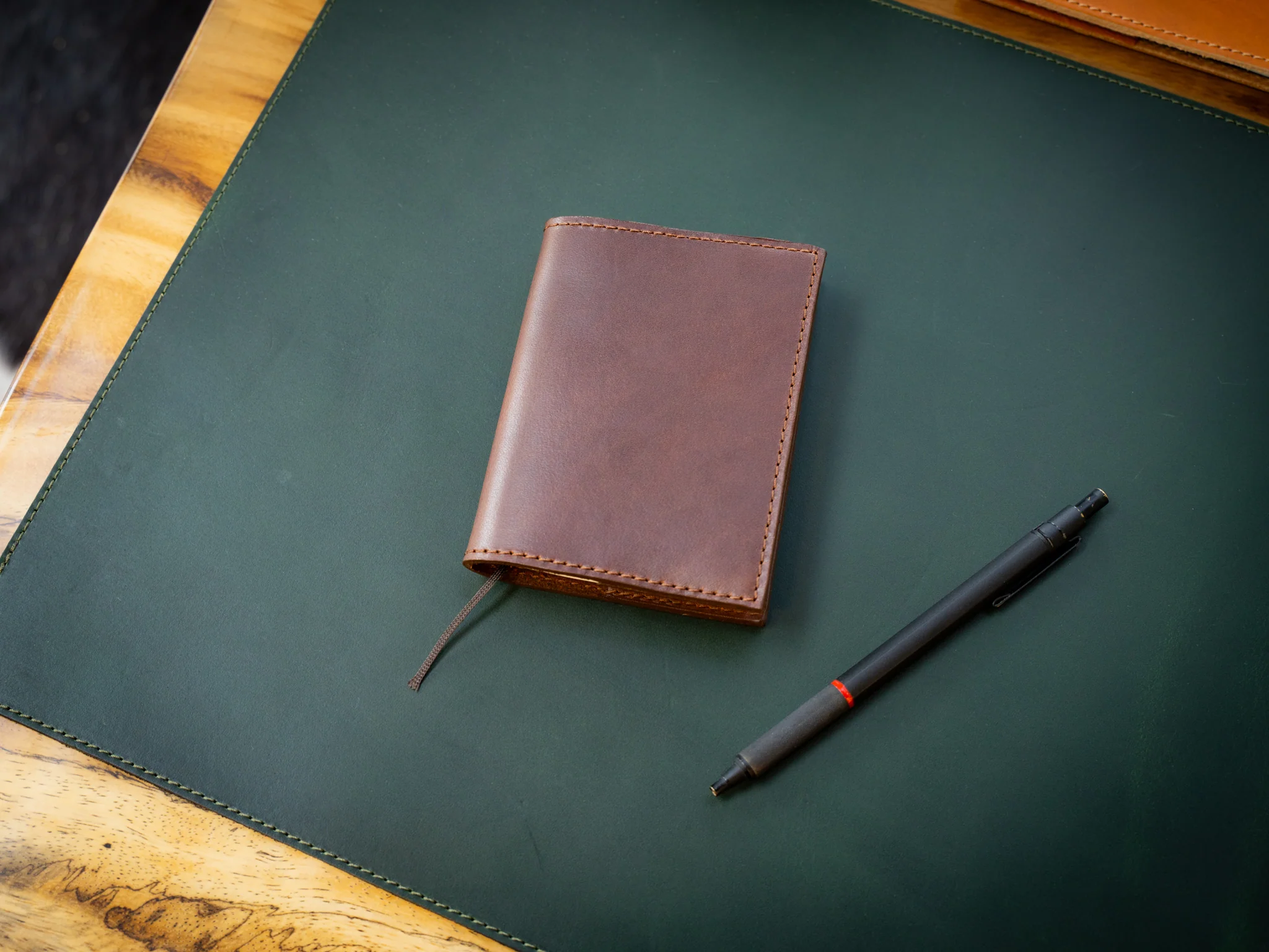 Milwaukee Leather Midori Notebook Cover - Chestnut - Image 15