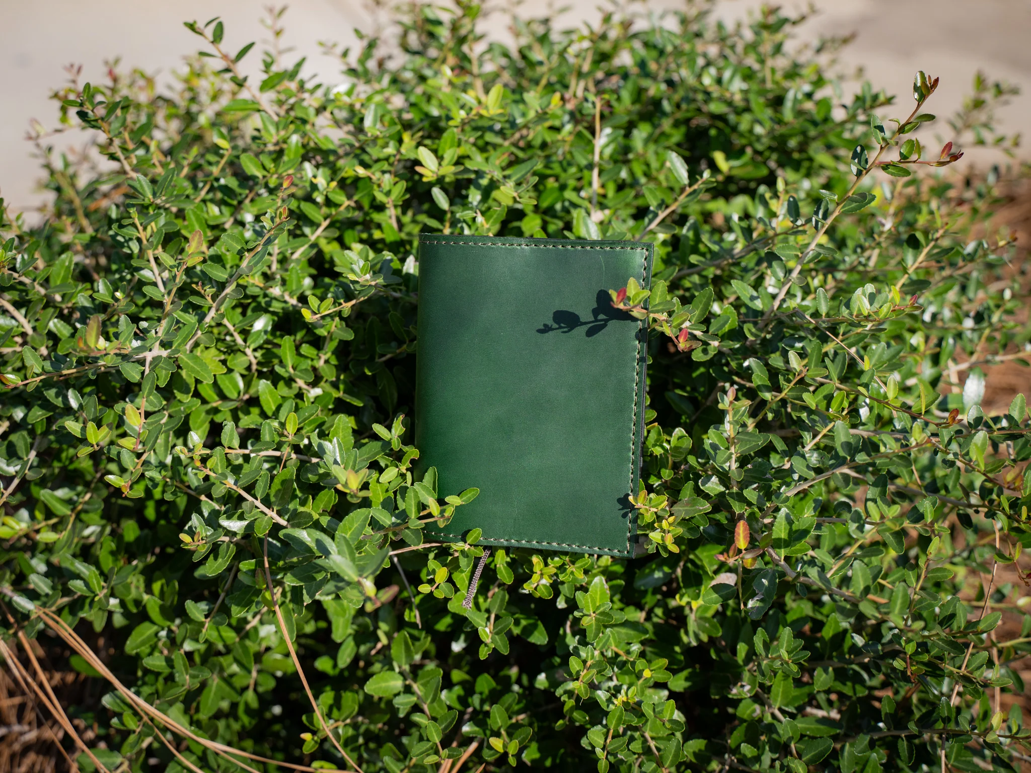 Milwaukee Leather Midori Notebook Cover - Green Moss - Image 5