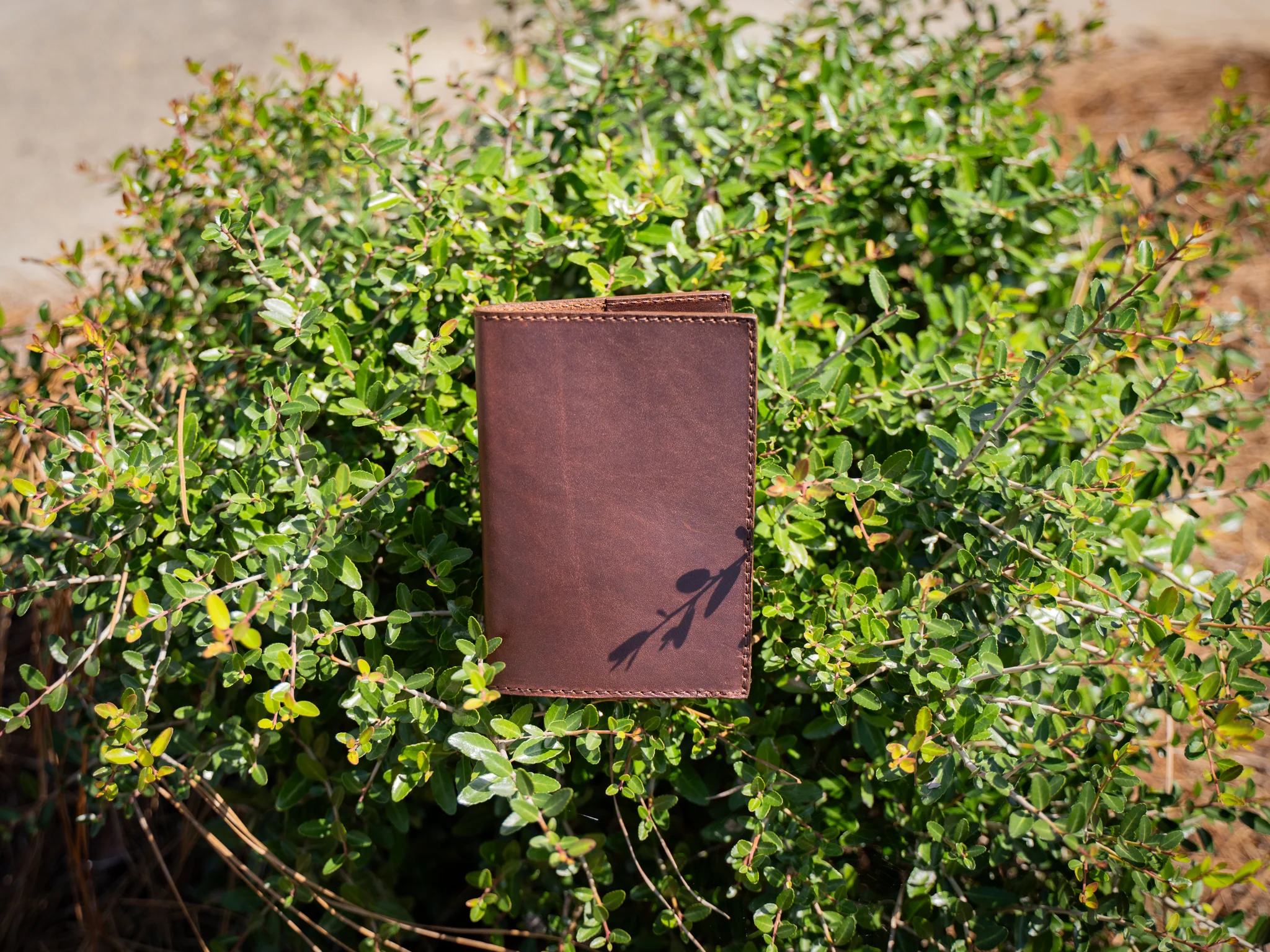 Milwaukee Leather Passport Cover - Chestnut - Image 7